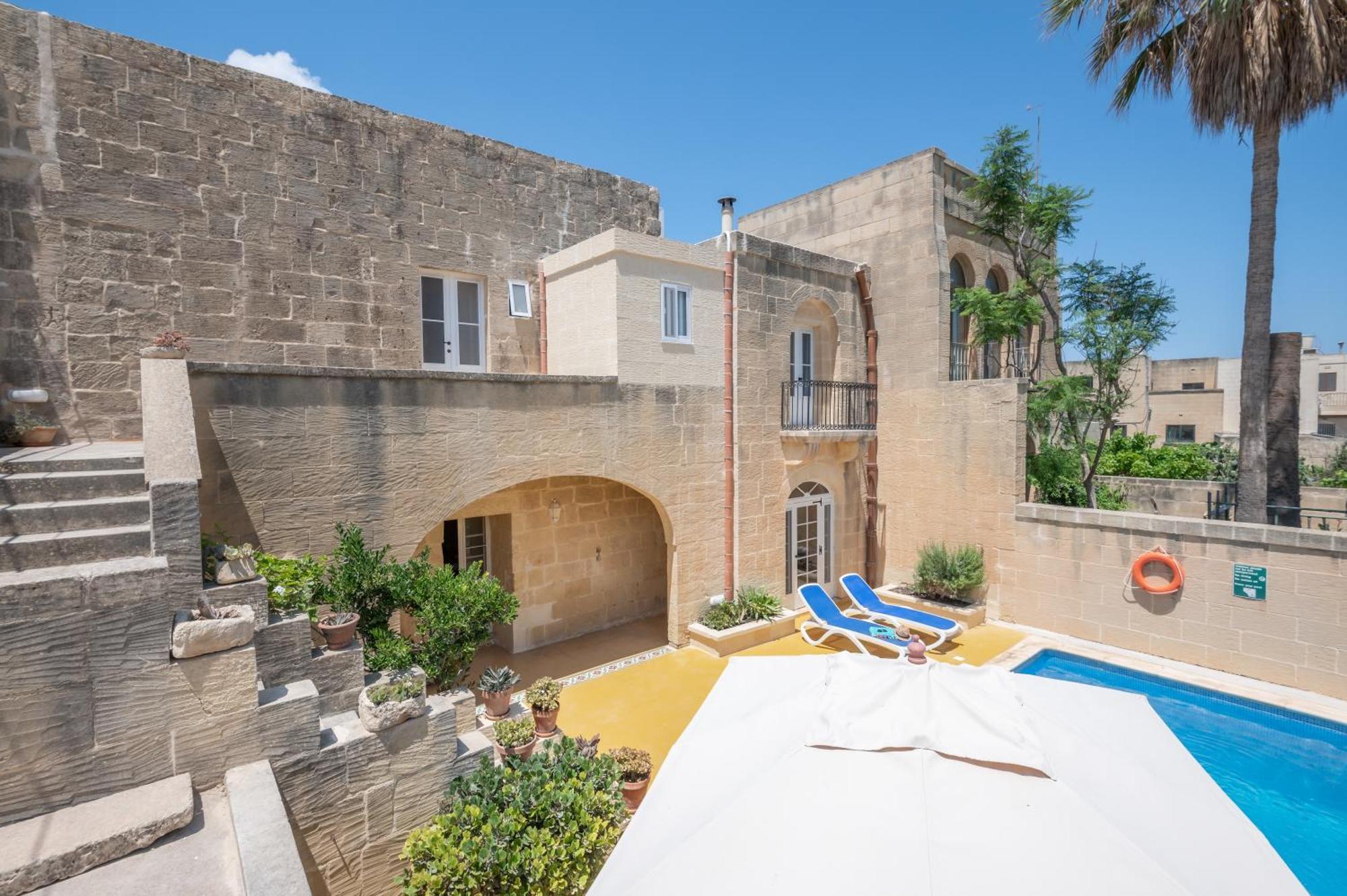 Għarb Dar Ta' Betta Farmhouse With Private Pool מראה חיצוני תמונה